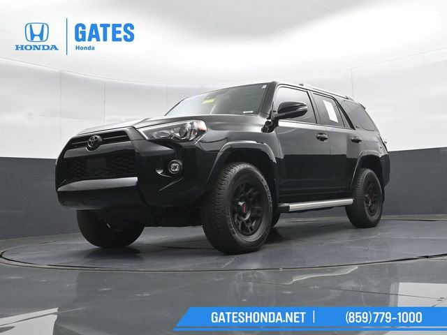 Used 2024 Toyota 4Runner SR5 Premium w/ Moonroof Package AWD/4WD image 41