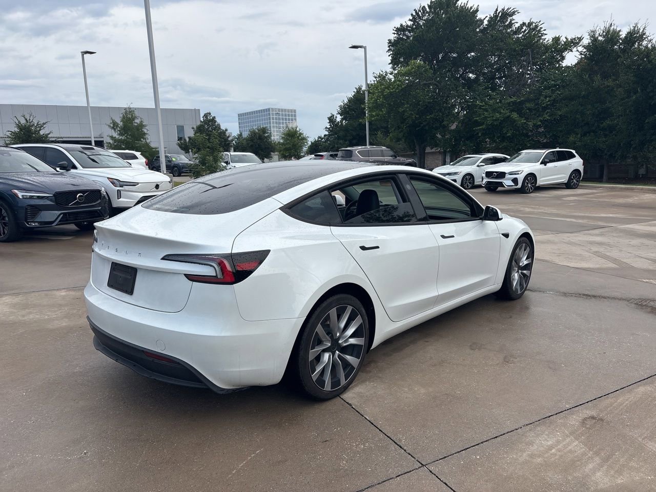Used 2024 Tesla Model 3 Standard Range RWD image 5
