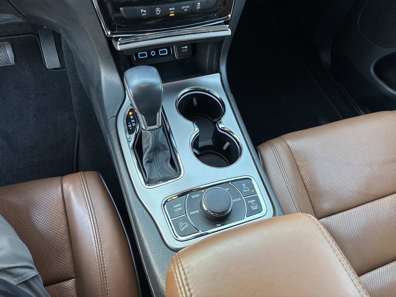 Used 2021 Jeep Grand Cherokee Overland image 25