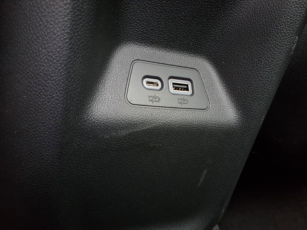 Used 2023 Buick Envision Essence w/ Sport Touring Package image 29