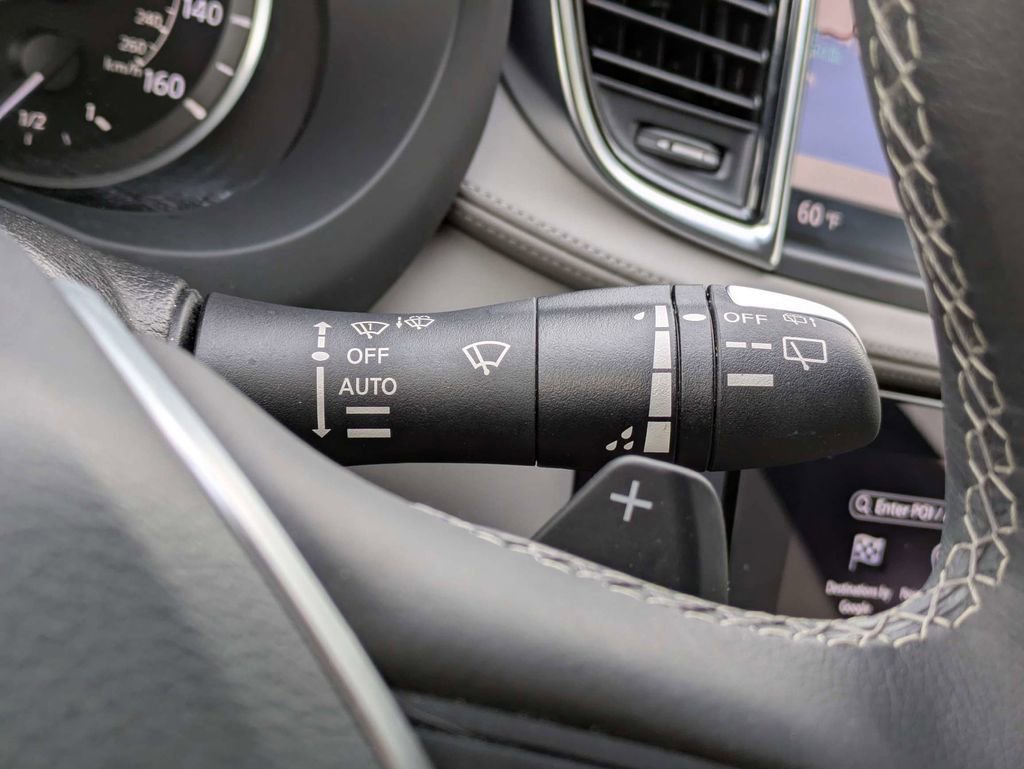 Used 2023 INFINITI QX50 Sensory image 36