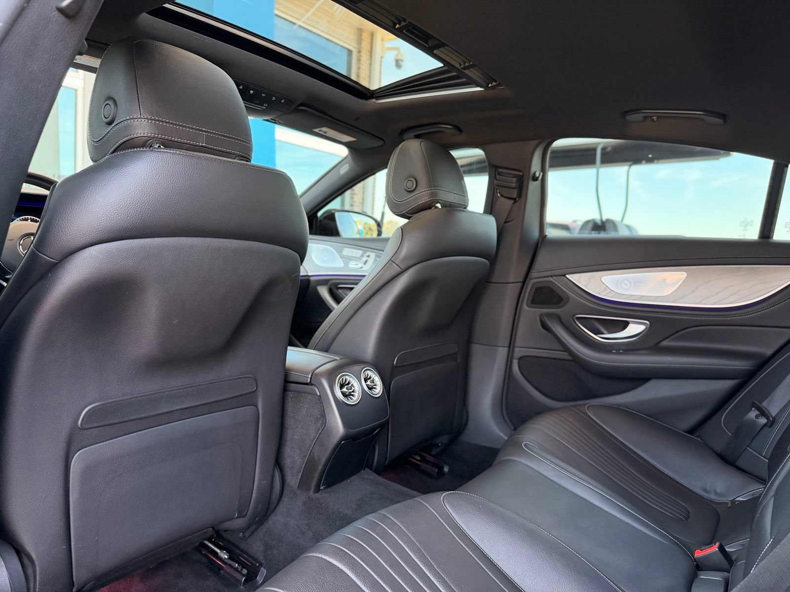 Used 2020 Mercedes-Benz CLS 450 4MATIC w/ Premium Package image 25
