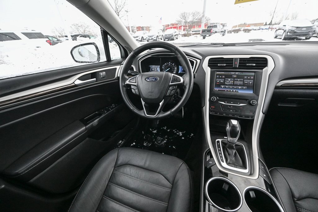 Used 2014 Ford Fusion Energi SE w/ Driver Assist Package image 31