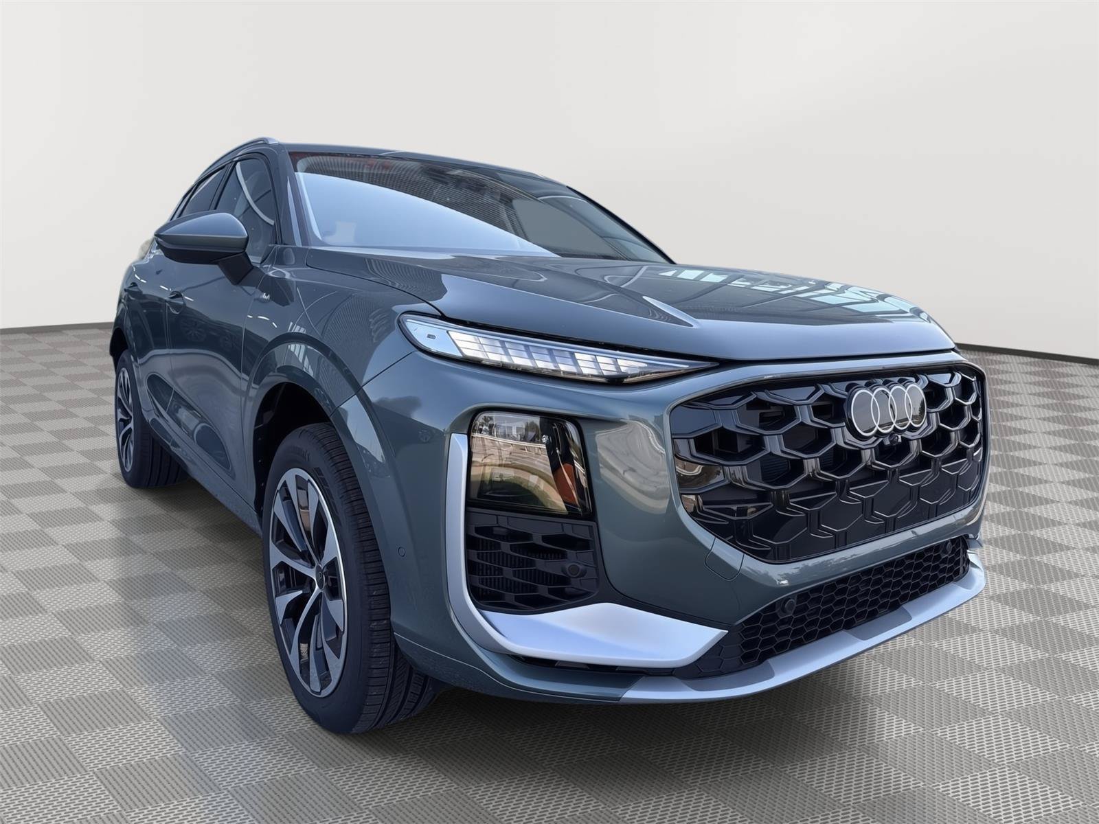 New 2026 Audi Q3 quattro 2.0T AWD/4WD image 7