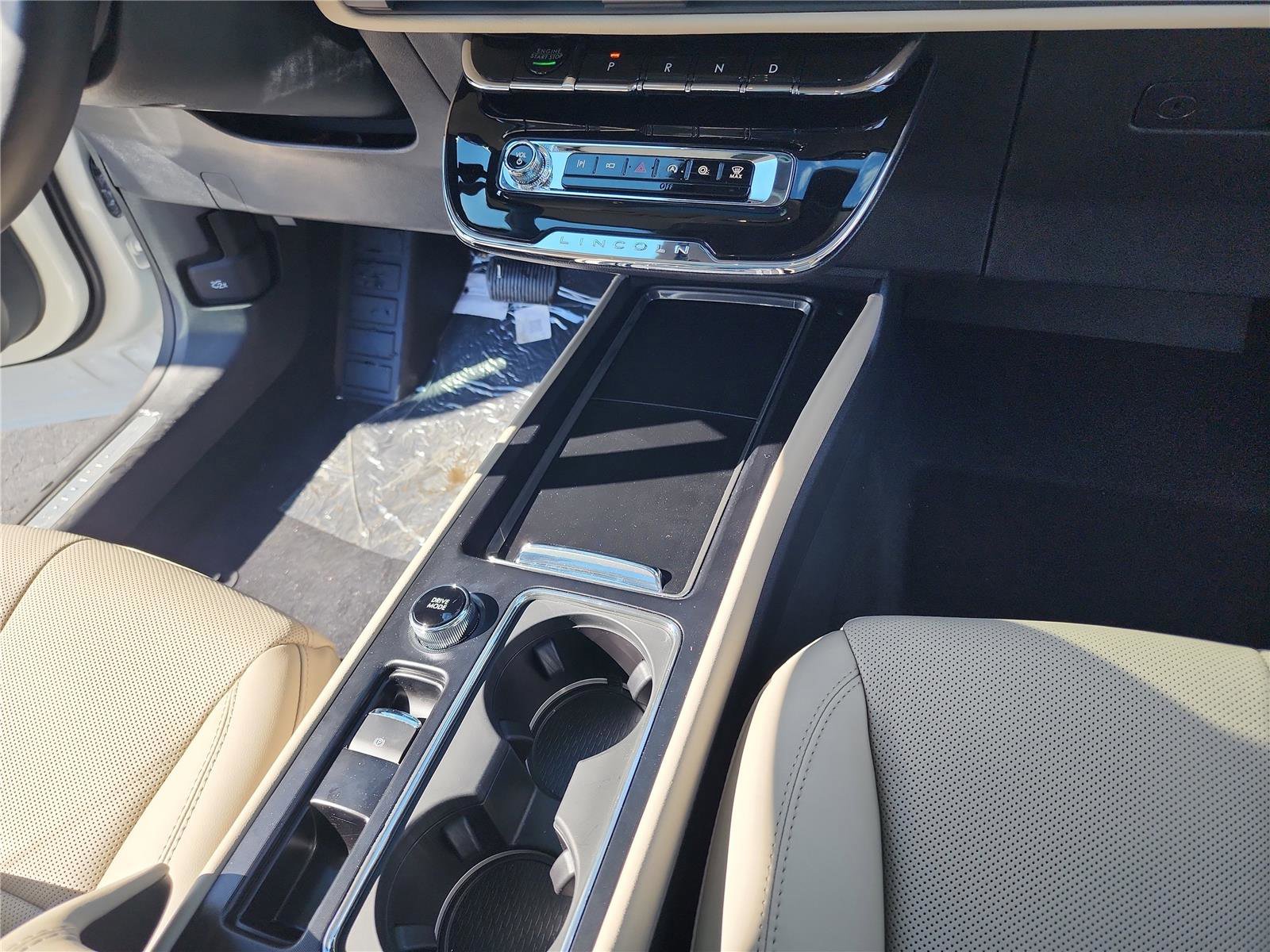 New 2026 Lincoln Corsair Reserve image 31