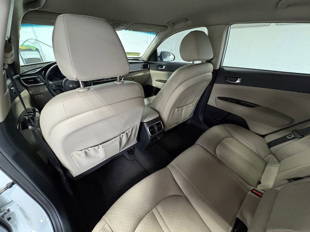 Used 2016 Kia Optima EX image 32