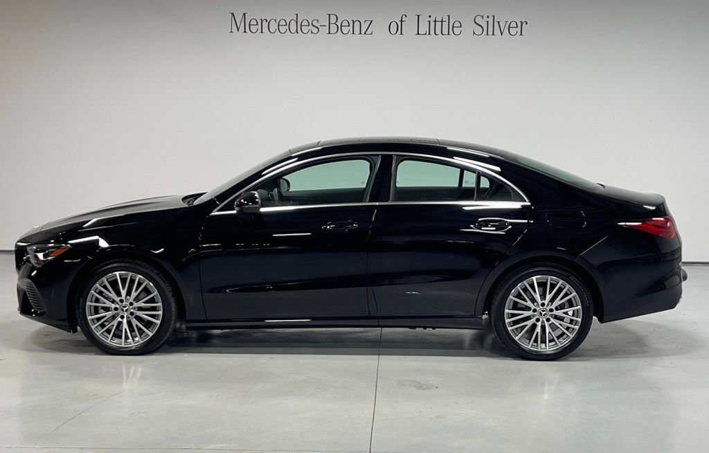 Used 2025 Mercedes-Benz CLA 250 4MATIC image 2