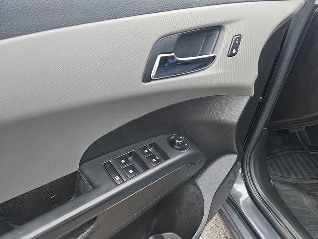 Used 2017 Chevrolet Sonic LT FWD image 14