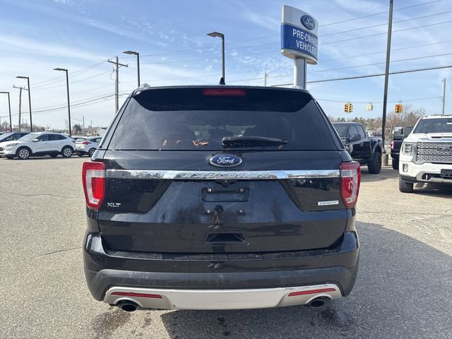Certified 2017 Ford Explorer XLT image 6