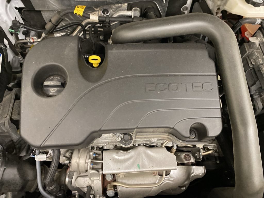 Used 2023 Chevrolet Equinox Premier AWD/4WD image 4