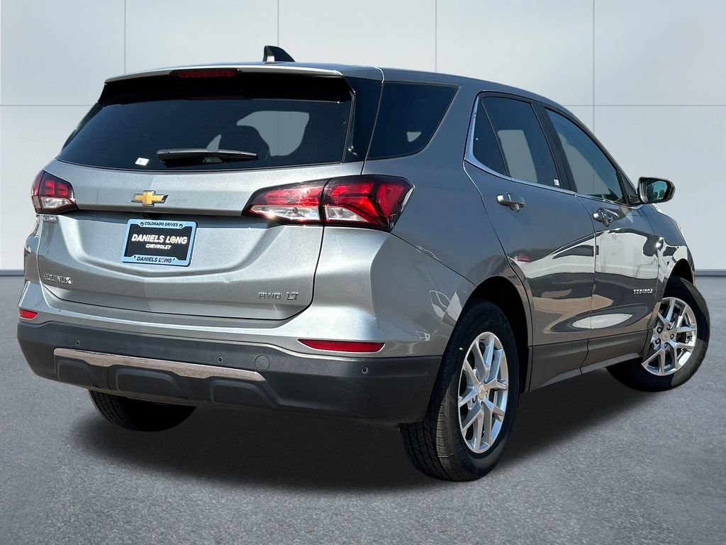 Used 2024 Chevrolet Equinox LT AWD/4WD image 2