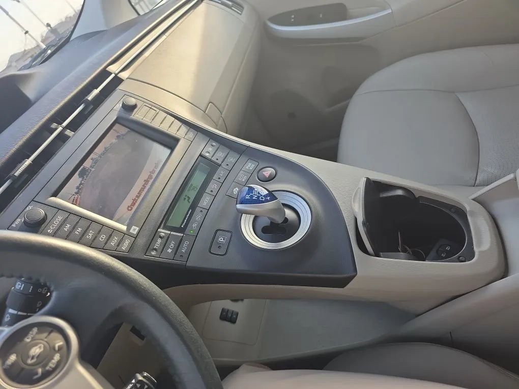 Used 2010 Toyota Prius One FWD image 45