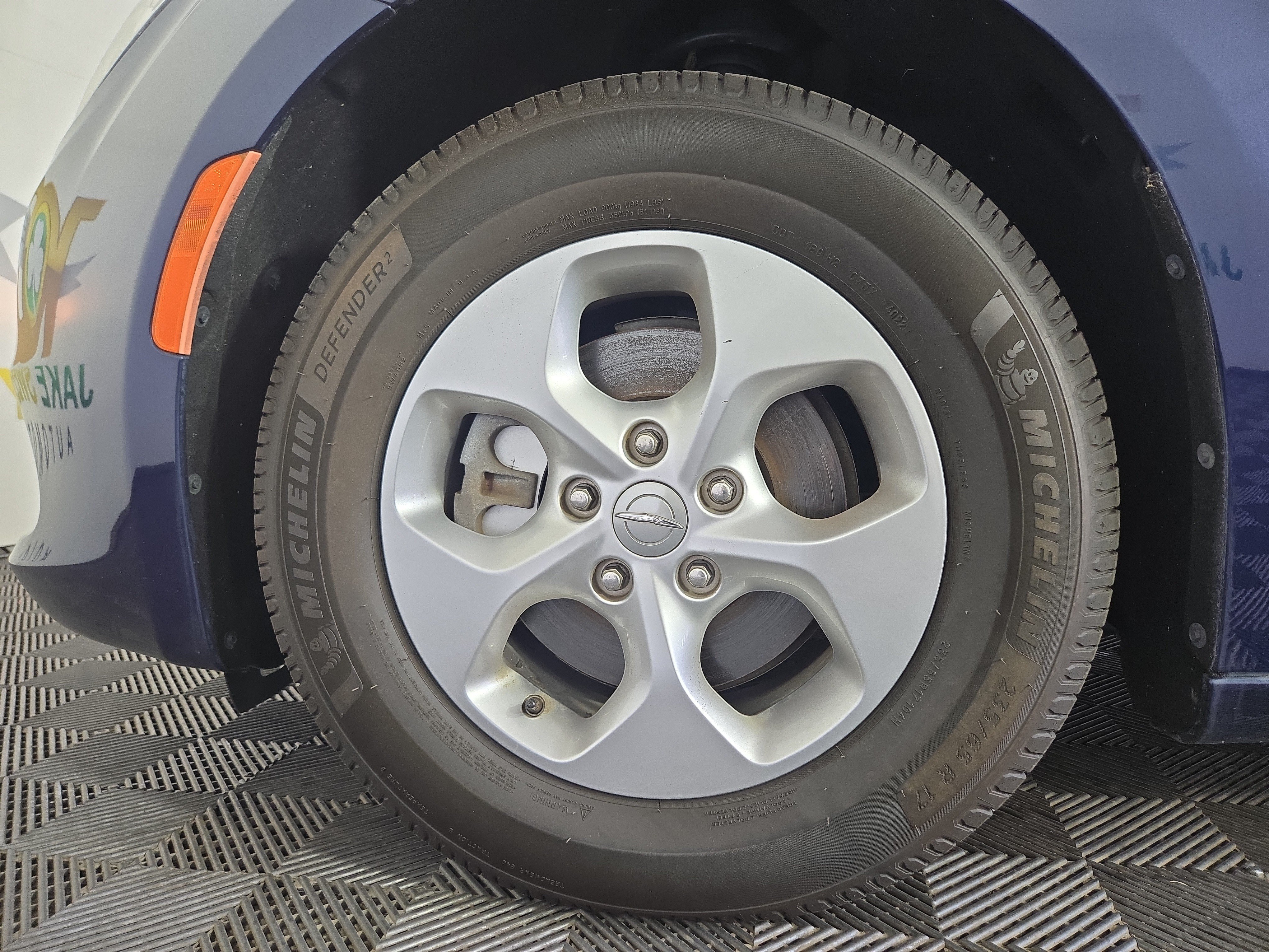 Used 2017 Chrysler Pacifica LX w/ Tire & Wheel Group FWD image 35