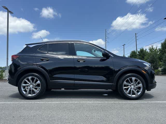 Used 2023 Buick Encore GX Essence w/ Experience Buick Package AWD/4WD image 3