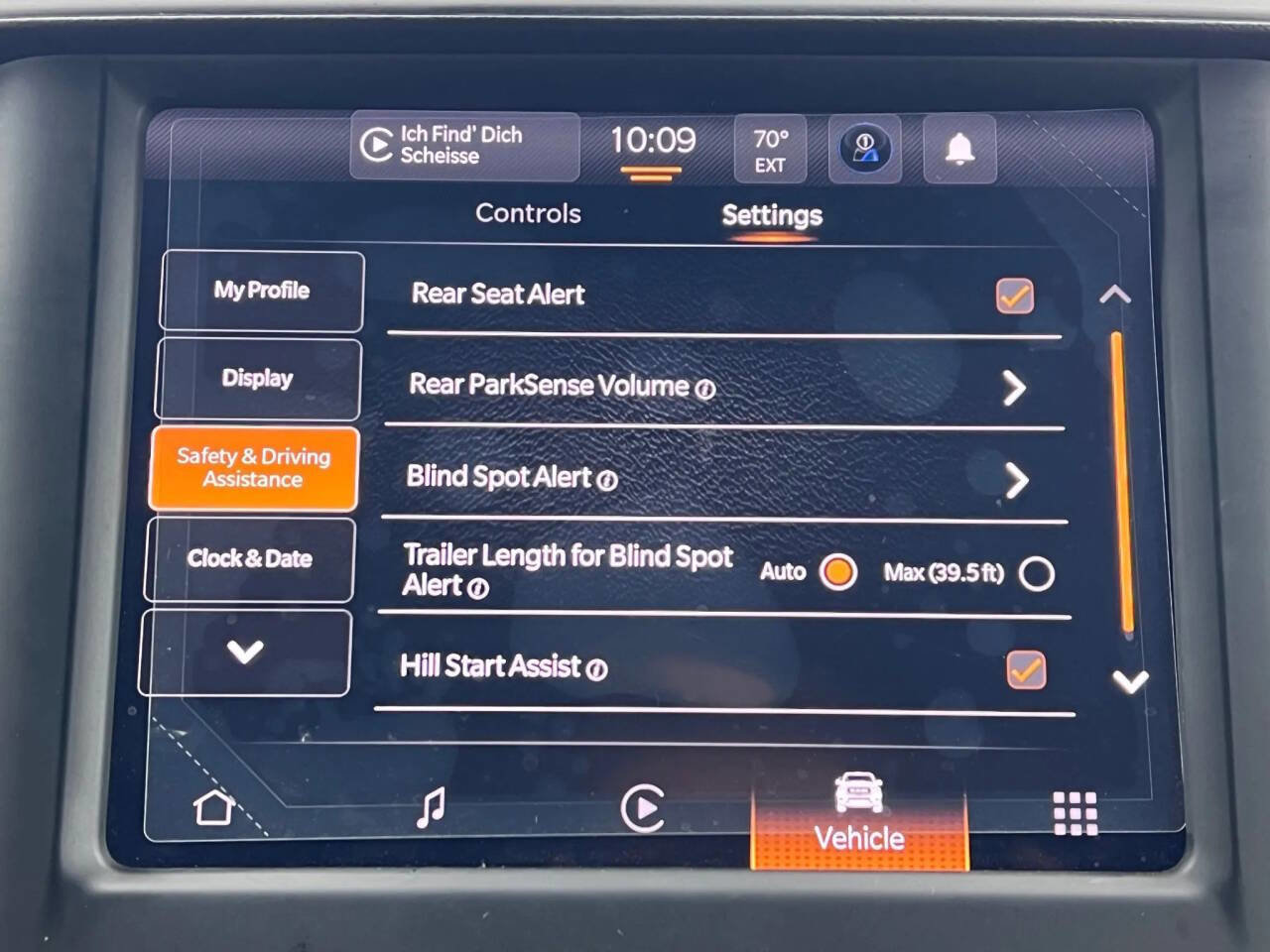 Used 2024 RAM 3500 Tradesman w/ Chrome Appearance Group image 34