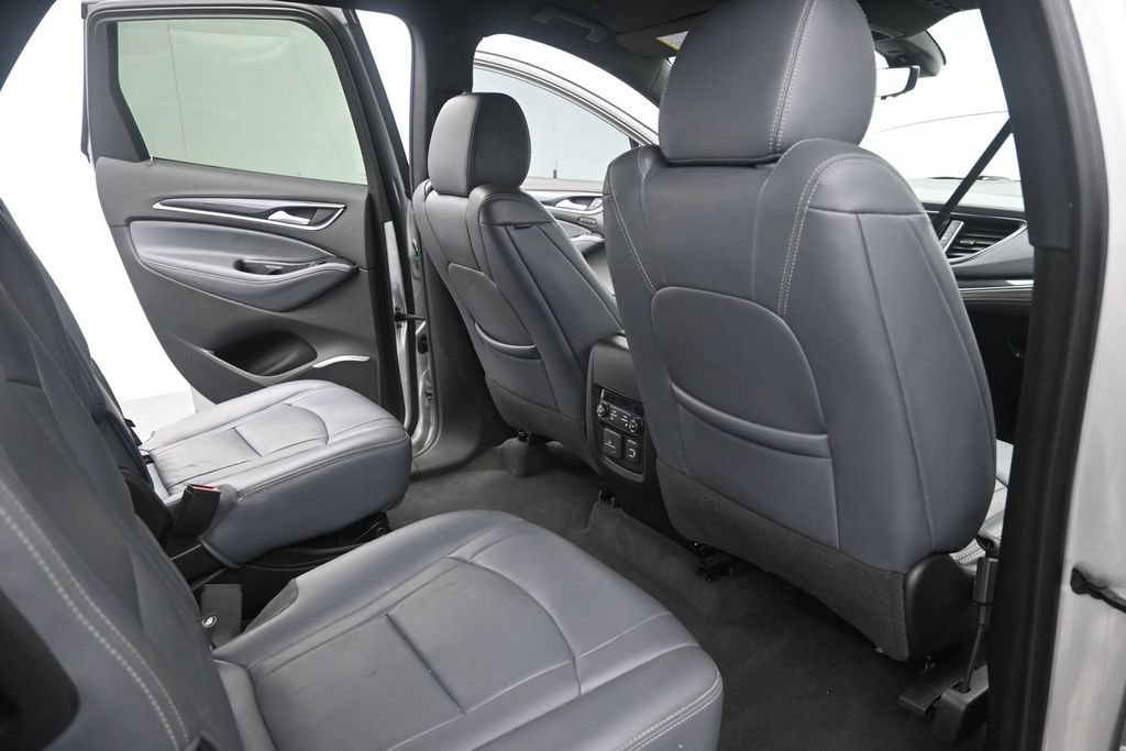 Used 2022 Buick Enclave Premium FWD image 19
