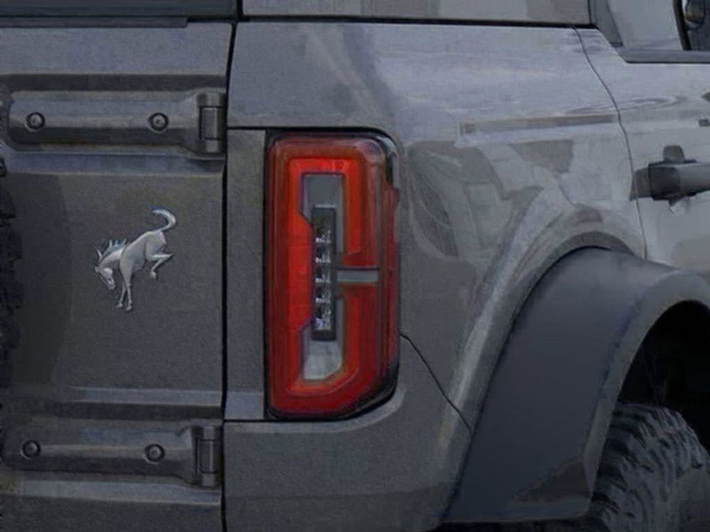 New 2025 Ford Bronco Badlands image 44