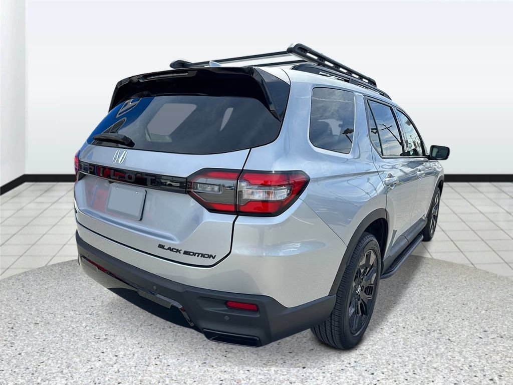 New 2026 Honda Pilot Black Edition image 3