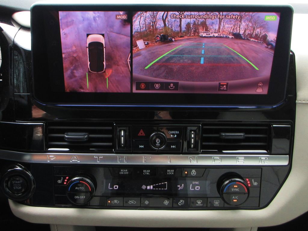 New 2026 Nissan Pathfinder SL w/ SL Premium Package image 16