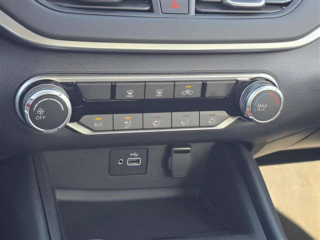 Used 2023 Nissan Altima 2.5 S image 11