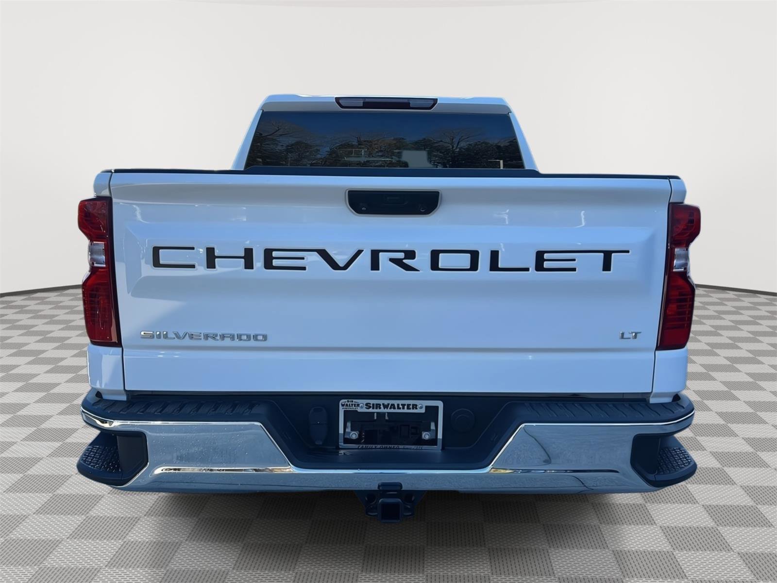Used 2023 Chevrolet Silverado 1500 LT image 4