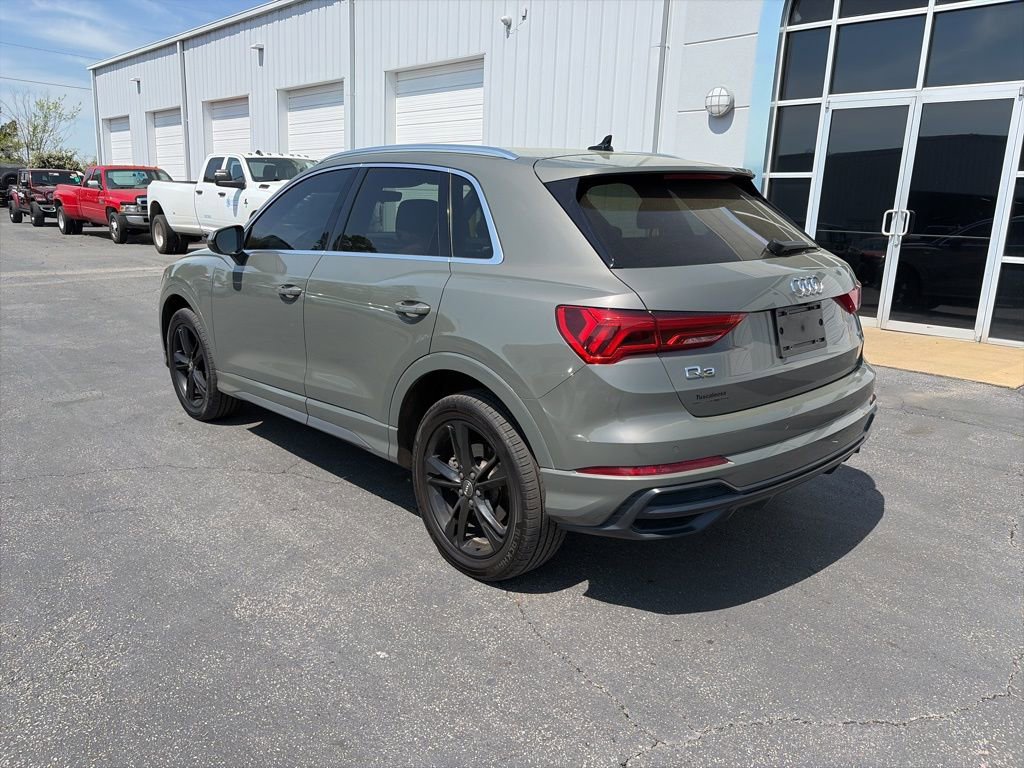 Used 2020 Audi Q3 2.0T Premium w/ Convenience Package image 5