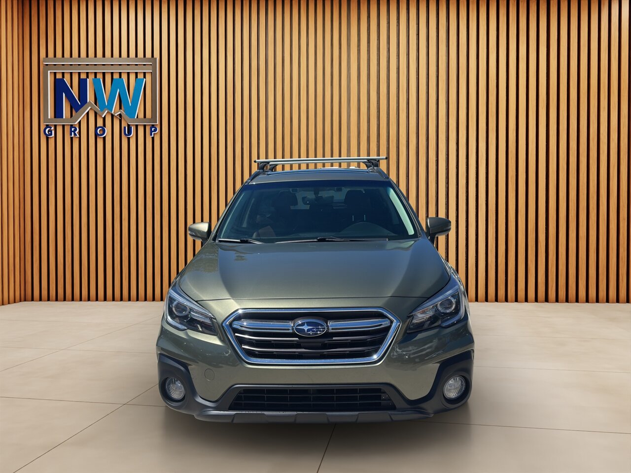 Used 2019 Subaru Outback 2.5i Touring w/ Popular Package #3A AWD/4WD image 2