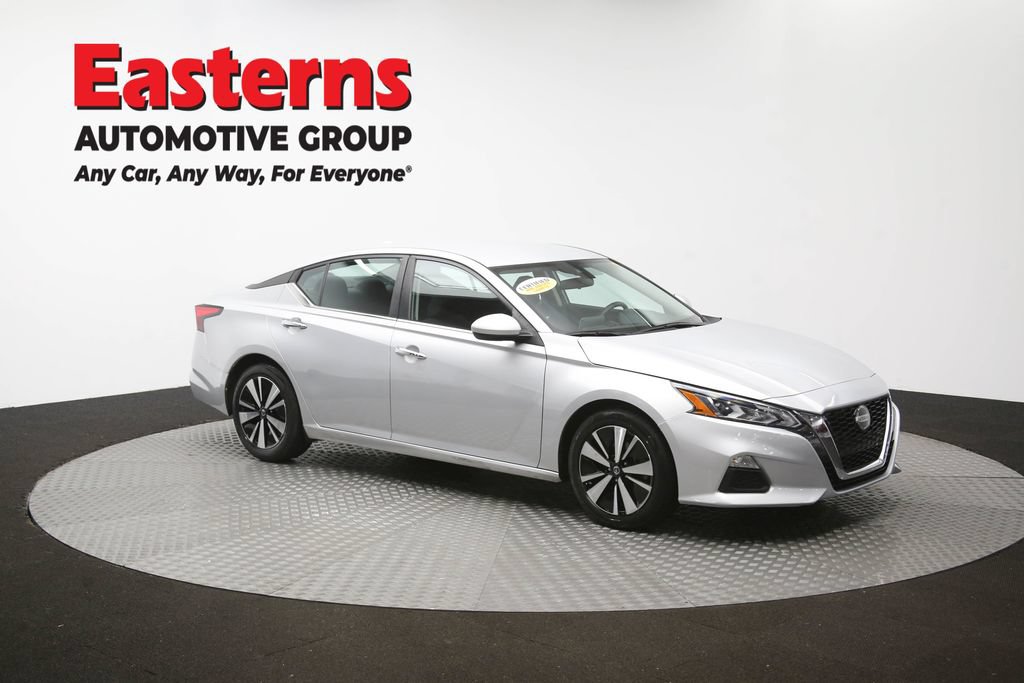 Used 2022 Nissan Altima 2.5 SV FWD image 48
