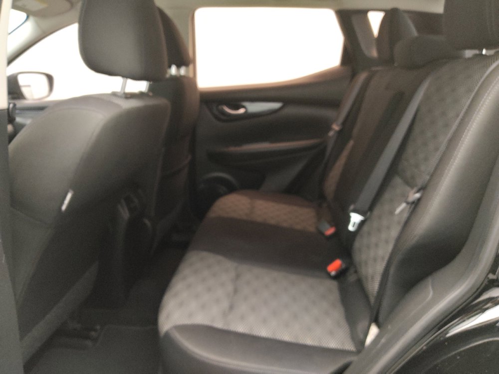 Used 2018 Nissan Rogue Sport SV image 18