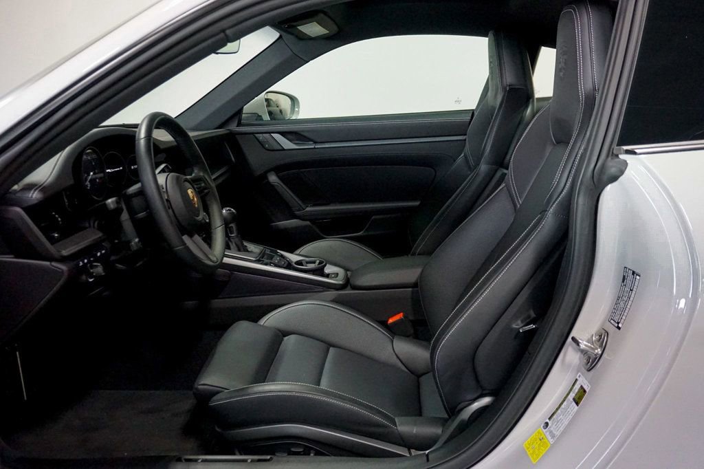 Used 2024 Porsche 911 Coupe image 8