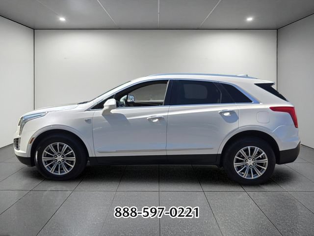 Used 2018 Cadillac XT5 Luxury w/ Driver Awareness Package FWD image 2