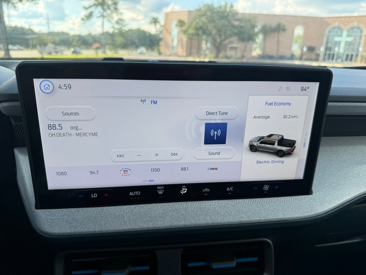 Used 2025 Ford Maverick XLT image 29