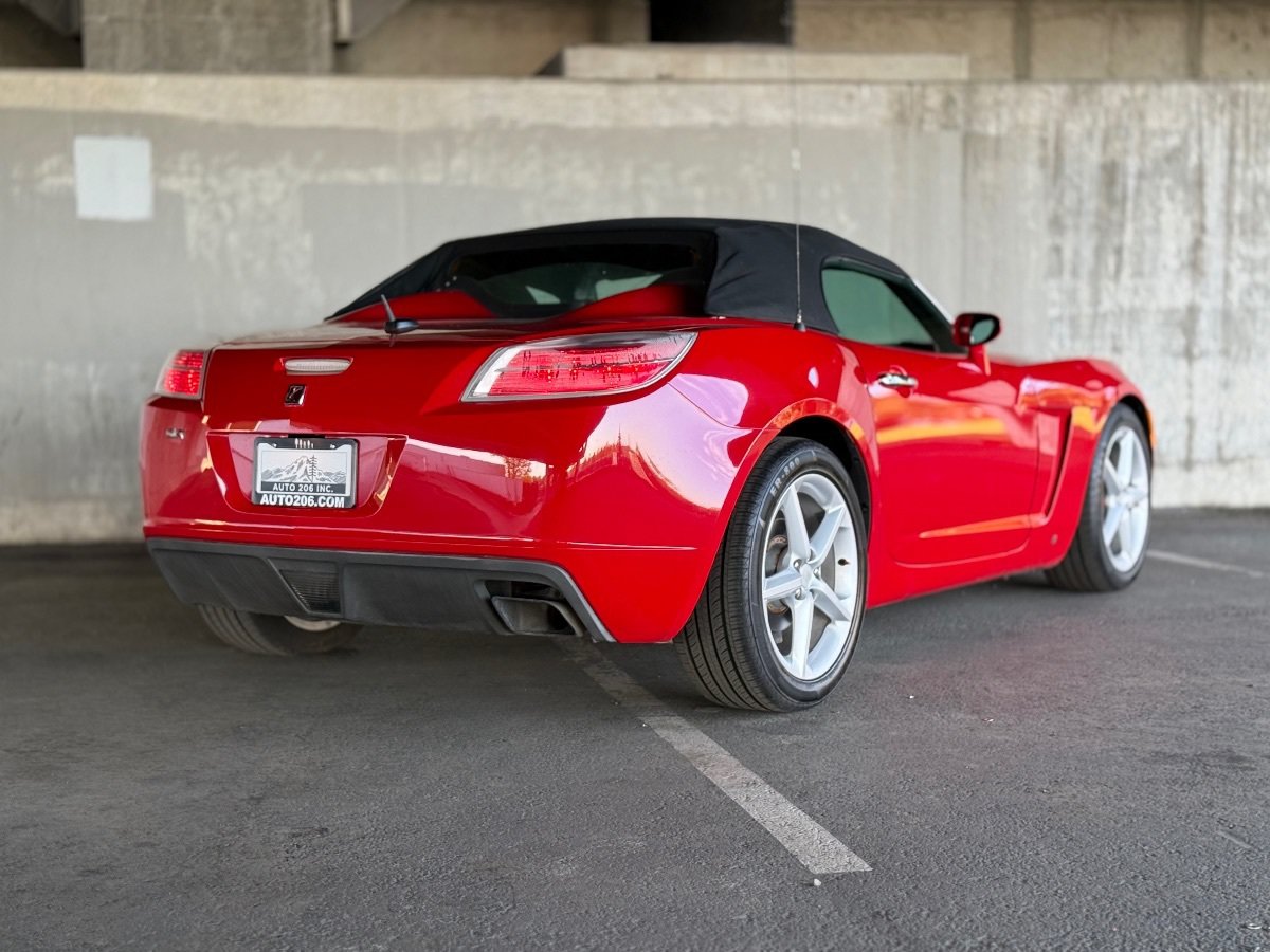 Used 2007 Saturn Sky RWD image 4