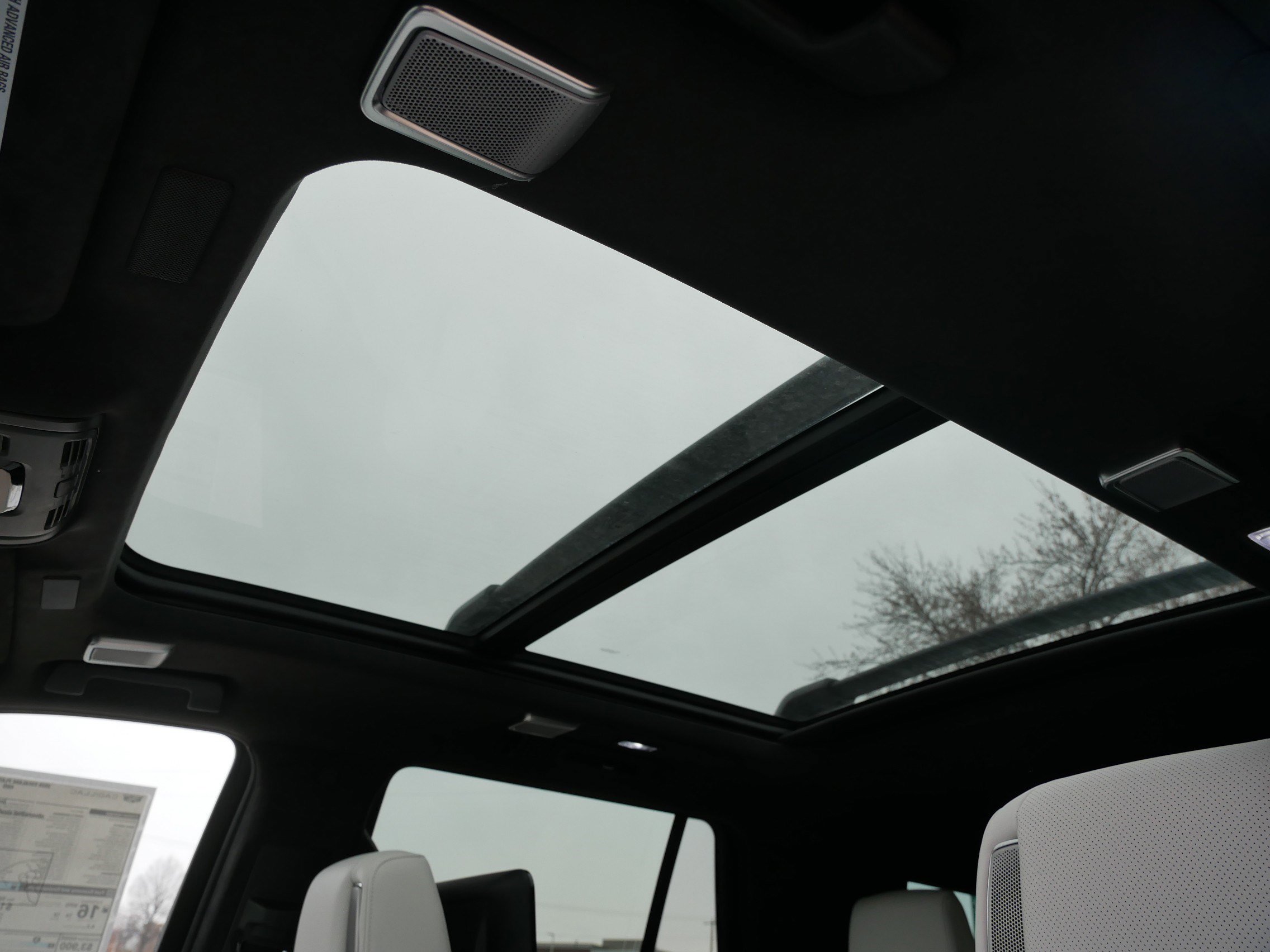 New 2026 Cadillac Escalade Platinum Sport w/ LPO, ONYX Package image 26