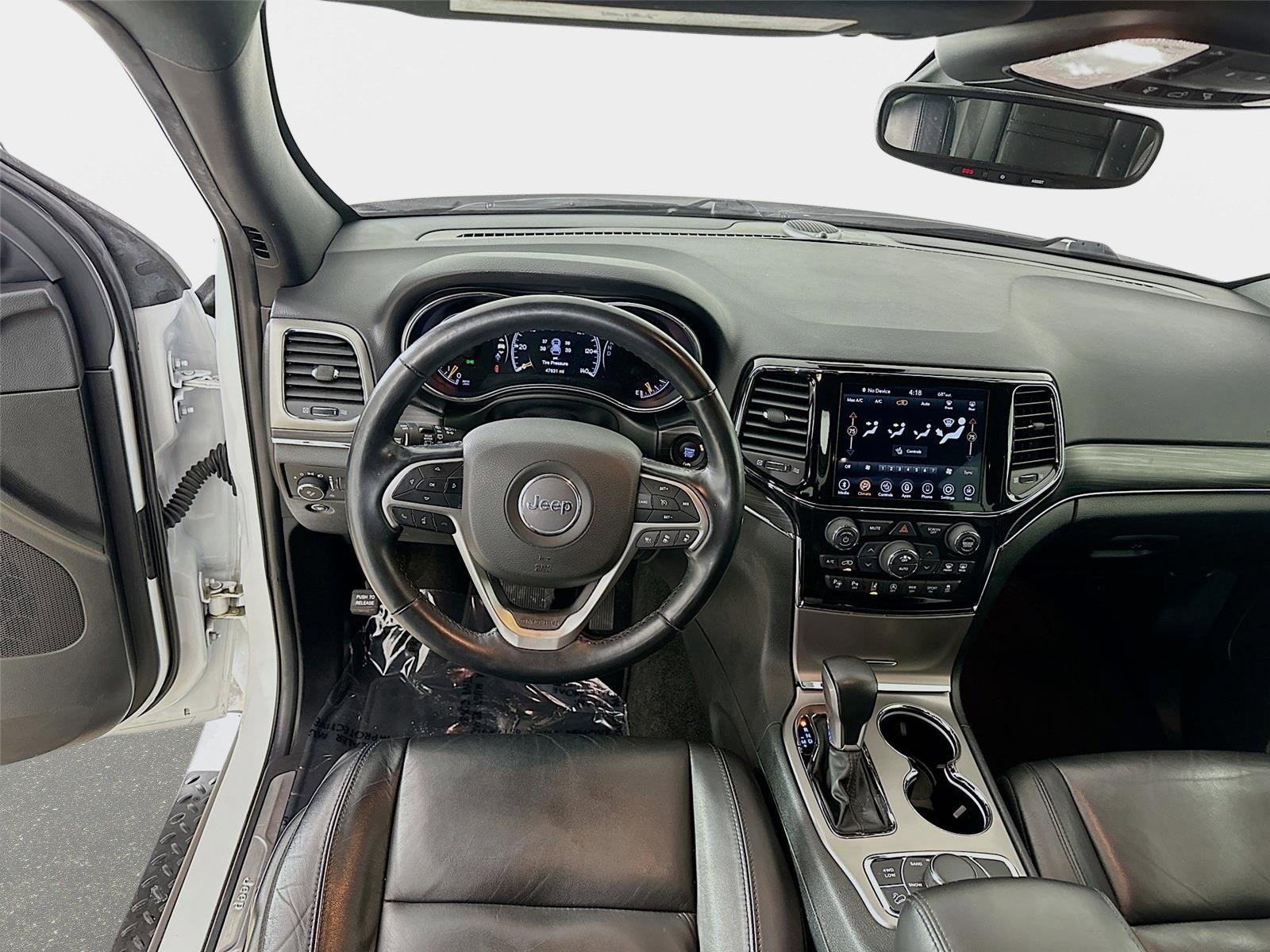 Certified 2022 Jeep Grand Cherokee Limited w/ Trailer Tow Group IV image 29