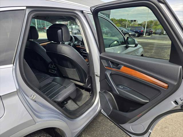 Used 2023 Audi Q5 2.0T Premium image 14
