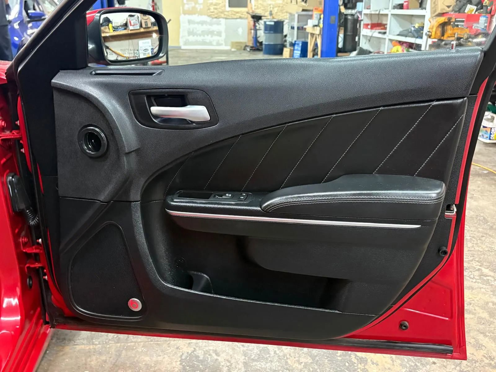 Used 2015 Dodge Charger R/T w/ Plus Group image 27