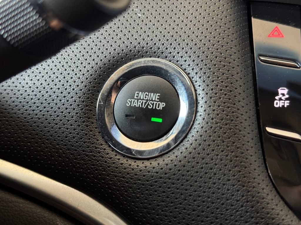 Used 2019 Cadillac XTS Luxury FWD image 39