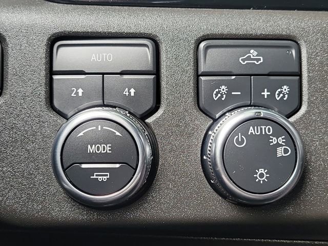 Used 2024 GMC Sierra 1500 SLE image 17