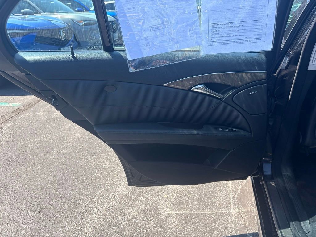 Used 2008 Mercedes-Benz E 550 Sedan image 17