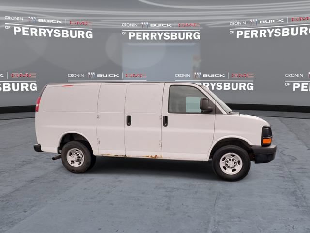Used 2016 Chevrolet Express 2500 RWD image 9