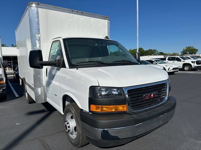 New 2024 GMC Savana 3500 w/ Power Convenience Package RWD image 12
