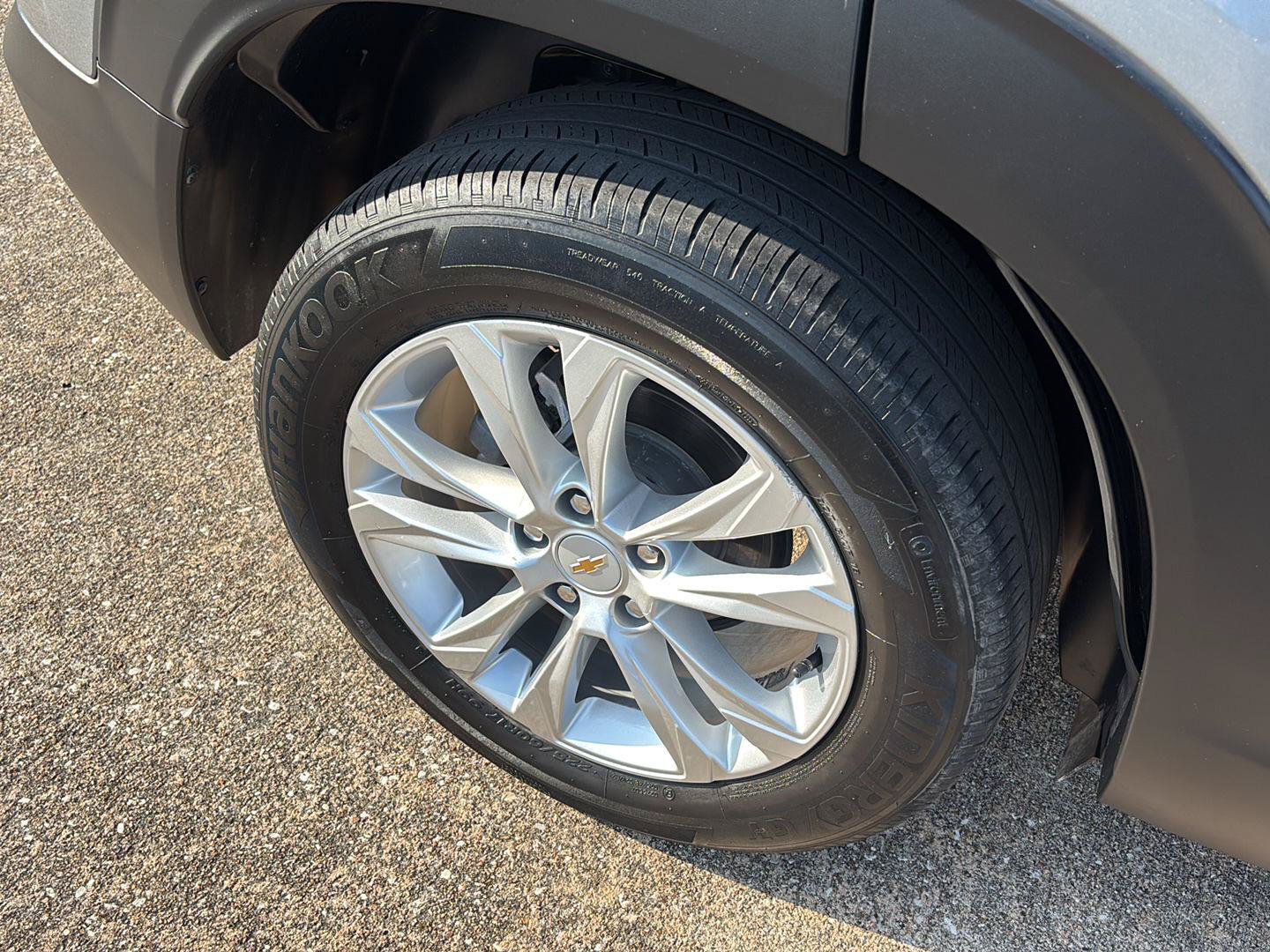 Used 2023 Chevrolet TrailBlazer LS FWD image 11