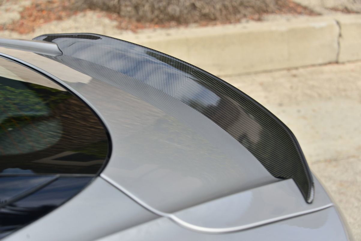 Used 2023 Aston Martin DBS Coupe RWD image 18