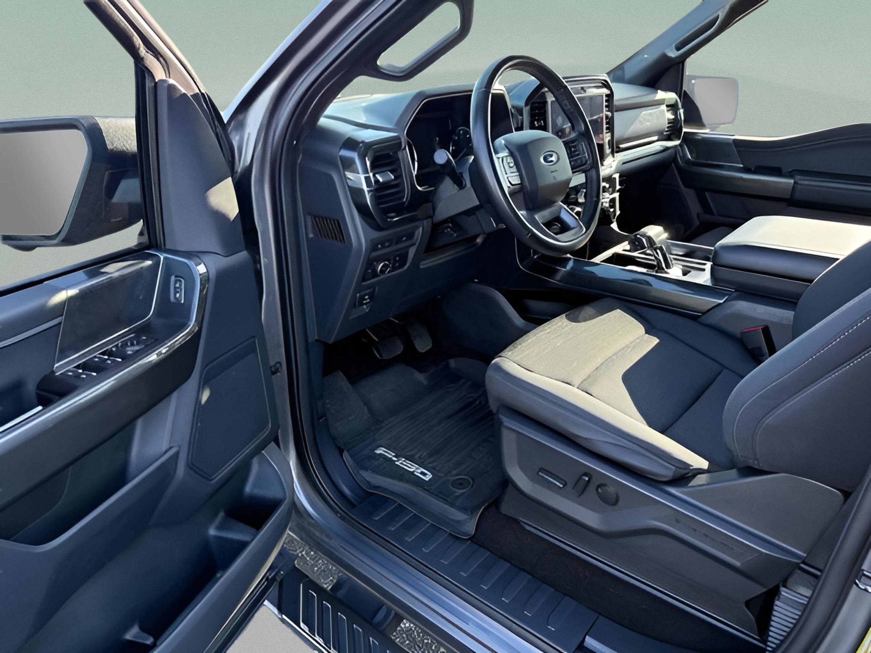 Used 2022 Ford F150 XLT w/ Equipment Group 302A High AWD/4WD image 15