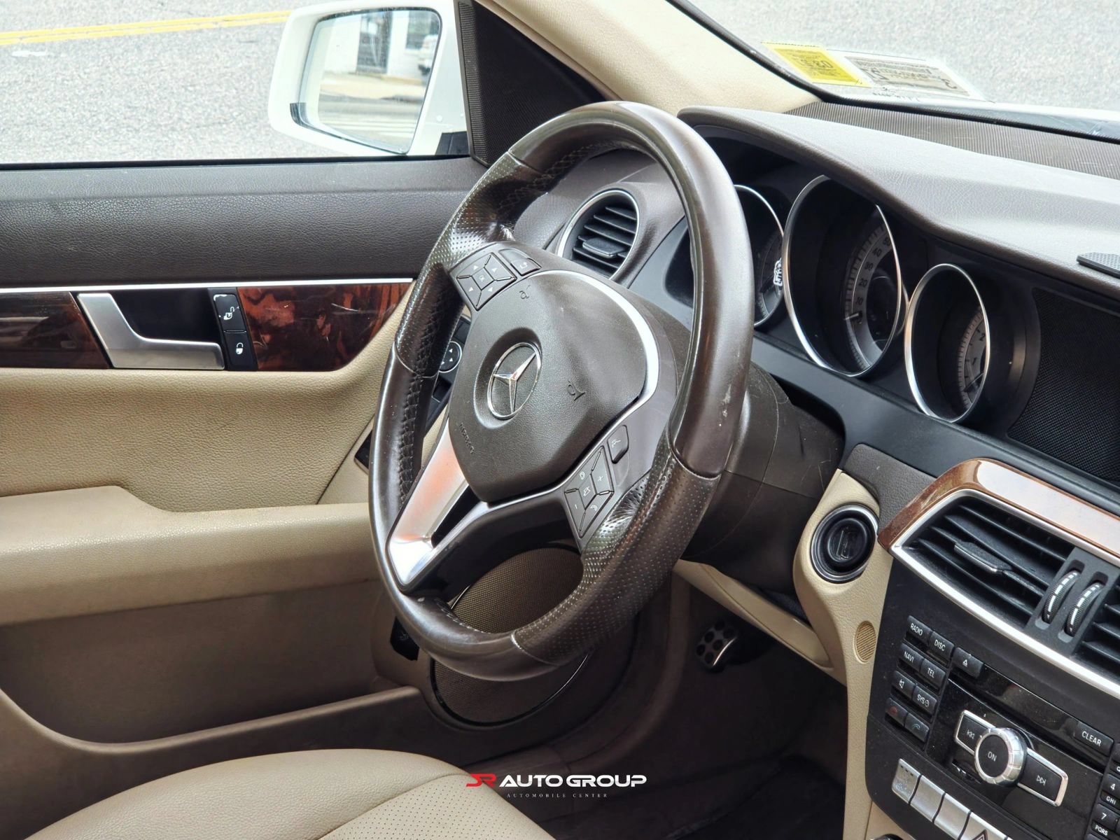 Used 2012 Mercedes-Benz C 300 4MATIC Sedan image 23