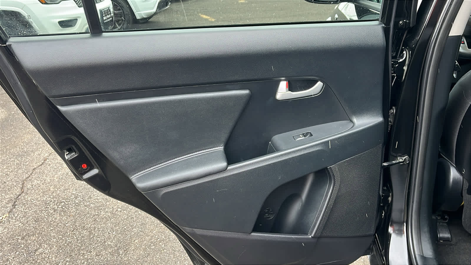 Used 2016 Kia Sportage LX image 25