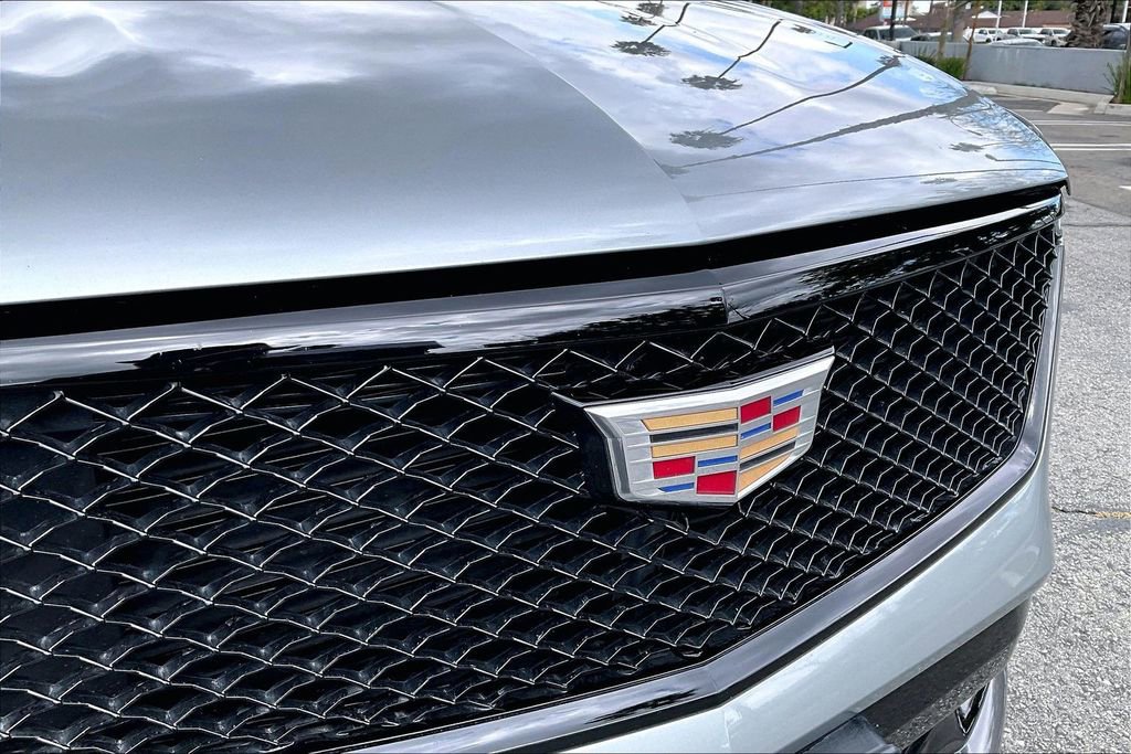 Used 2024 Cadillac XT4 Sport w/ Cold Weather Package FWD image 30