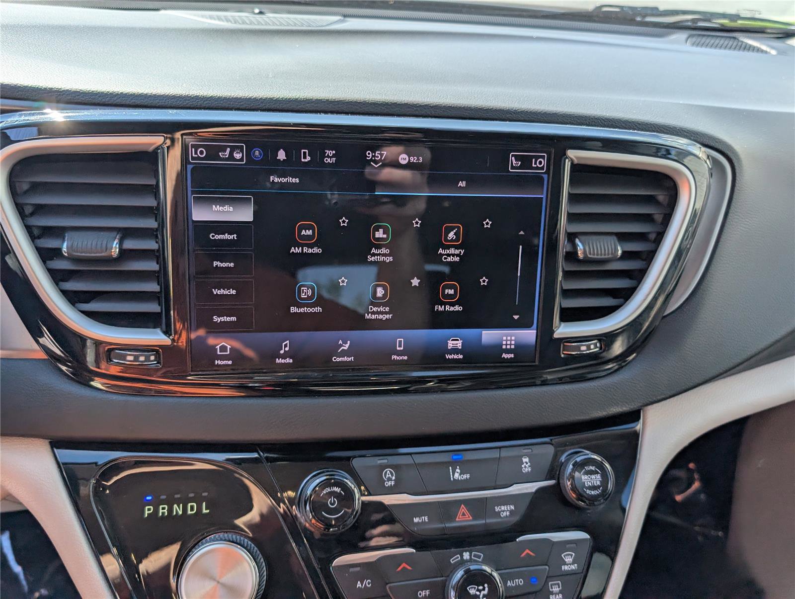 Used 2022 Chrysler Pacifica Touring-L FWD image 28