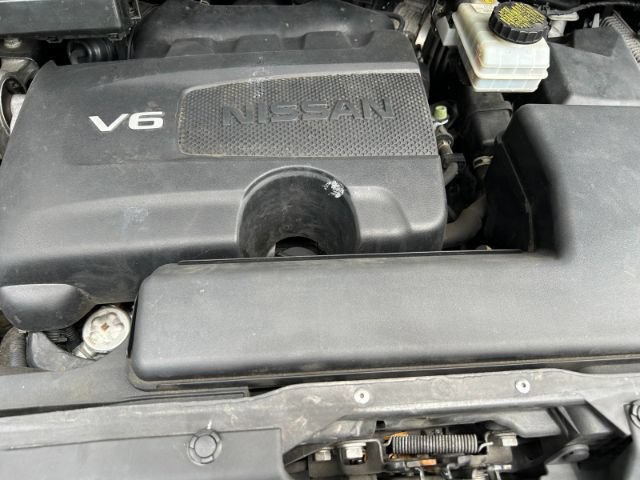 Used 2018 Nissan Pathfinder S AWD/4WD image 36
